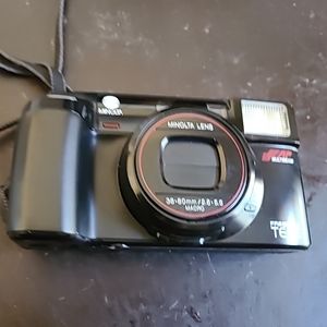 PREOWNED Minolta Freedom Tele AF Multibeam 35mm Macro Shot Camera.